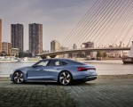2022 Audi e-tron GT quattro (Color: Kemora Grey Metallic) Rear Three-Quarter Wallpapers 150x120 (48)