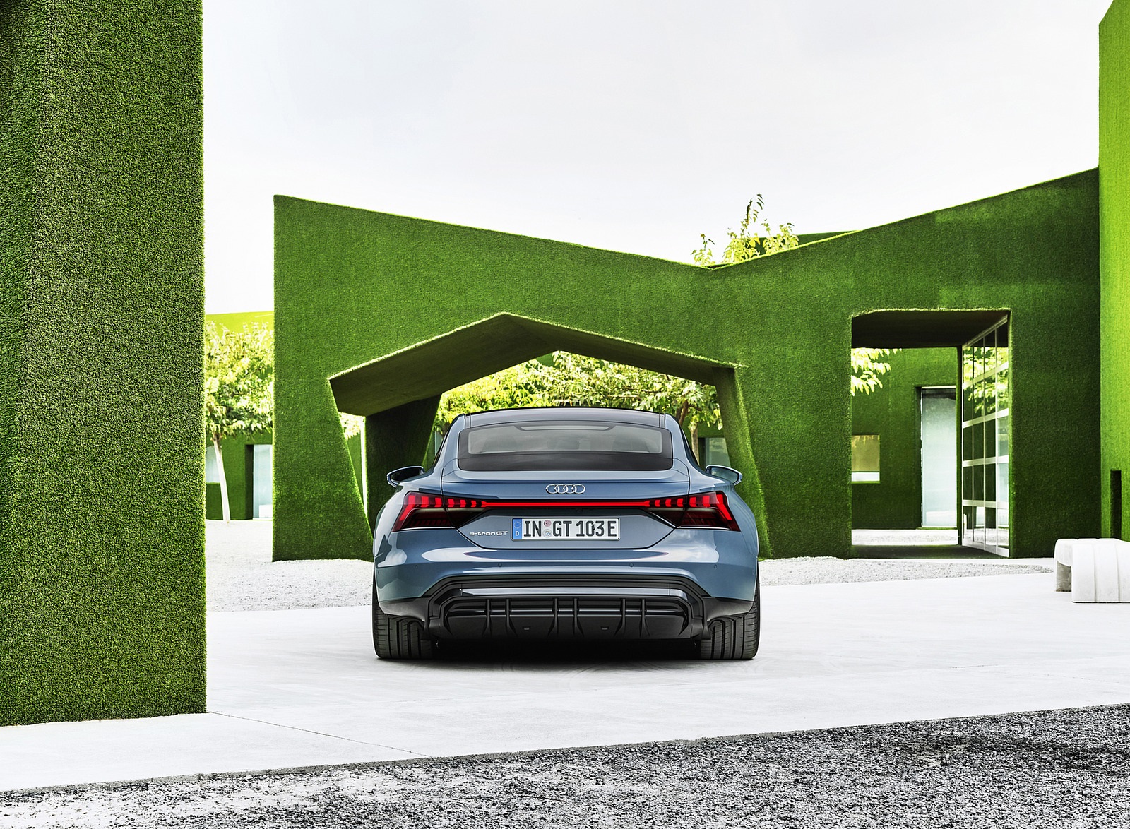 2022 Audi e-tron GT quattro (Color: Kemora Grey Metallic) Rear Wallpapers #57 of 176