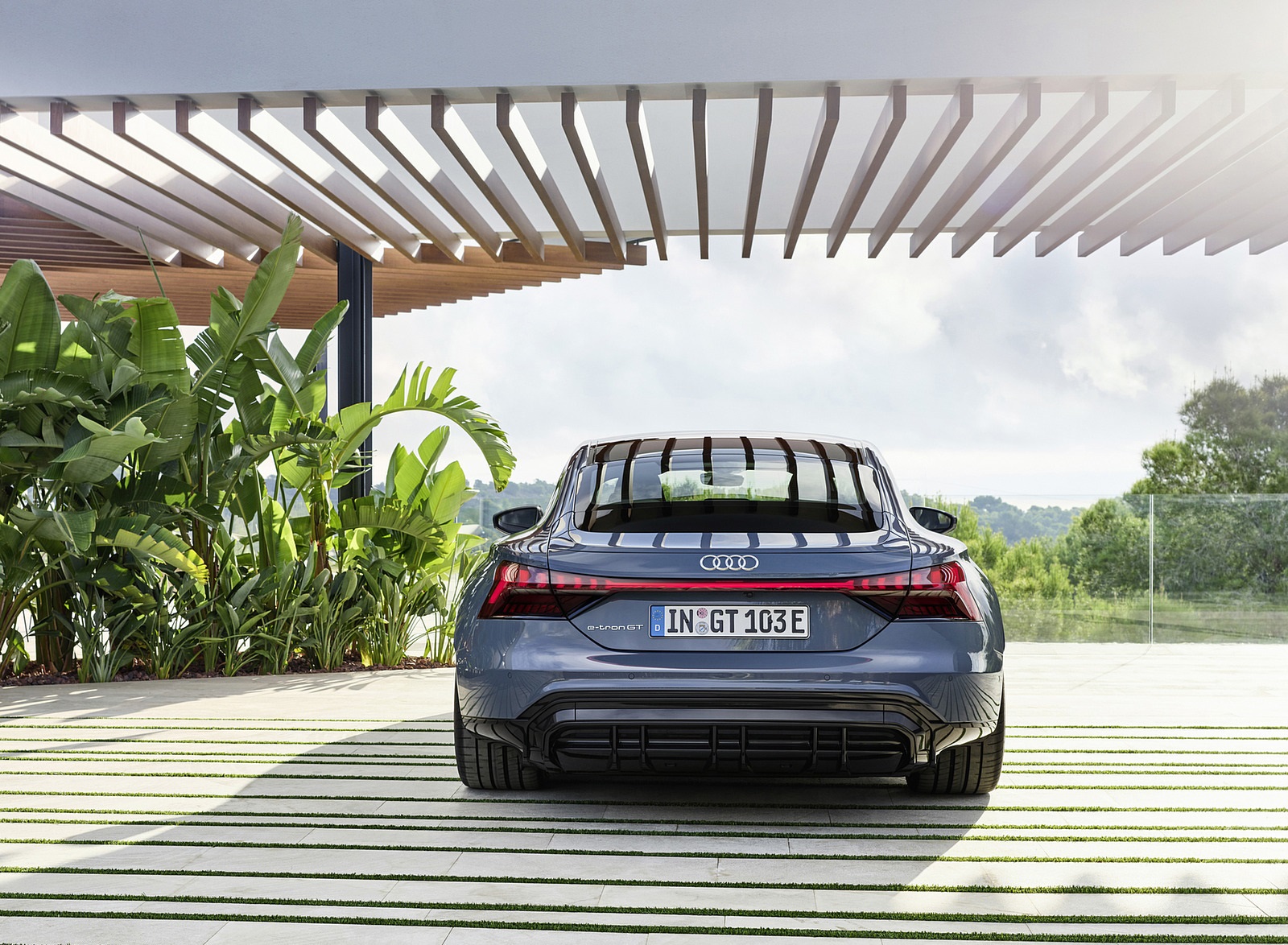 2022 Audi e-tron GT quattro (Color: Kemora Grey Metallic) Rear Wallpapers #53 of 176