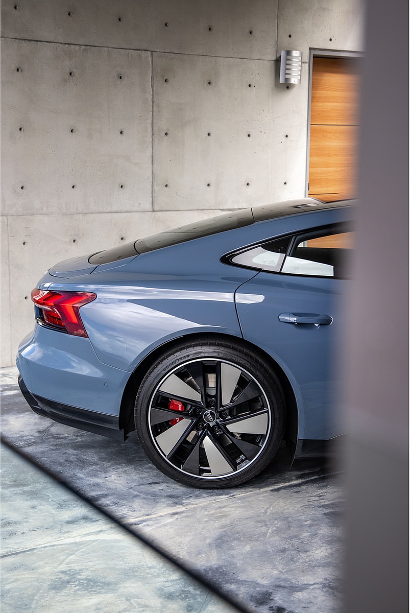 2022 Audi e-tron GT quattro Detail Wallpapers  #20 of 176