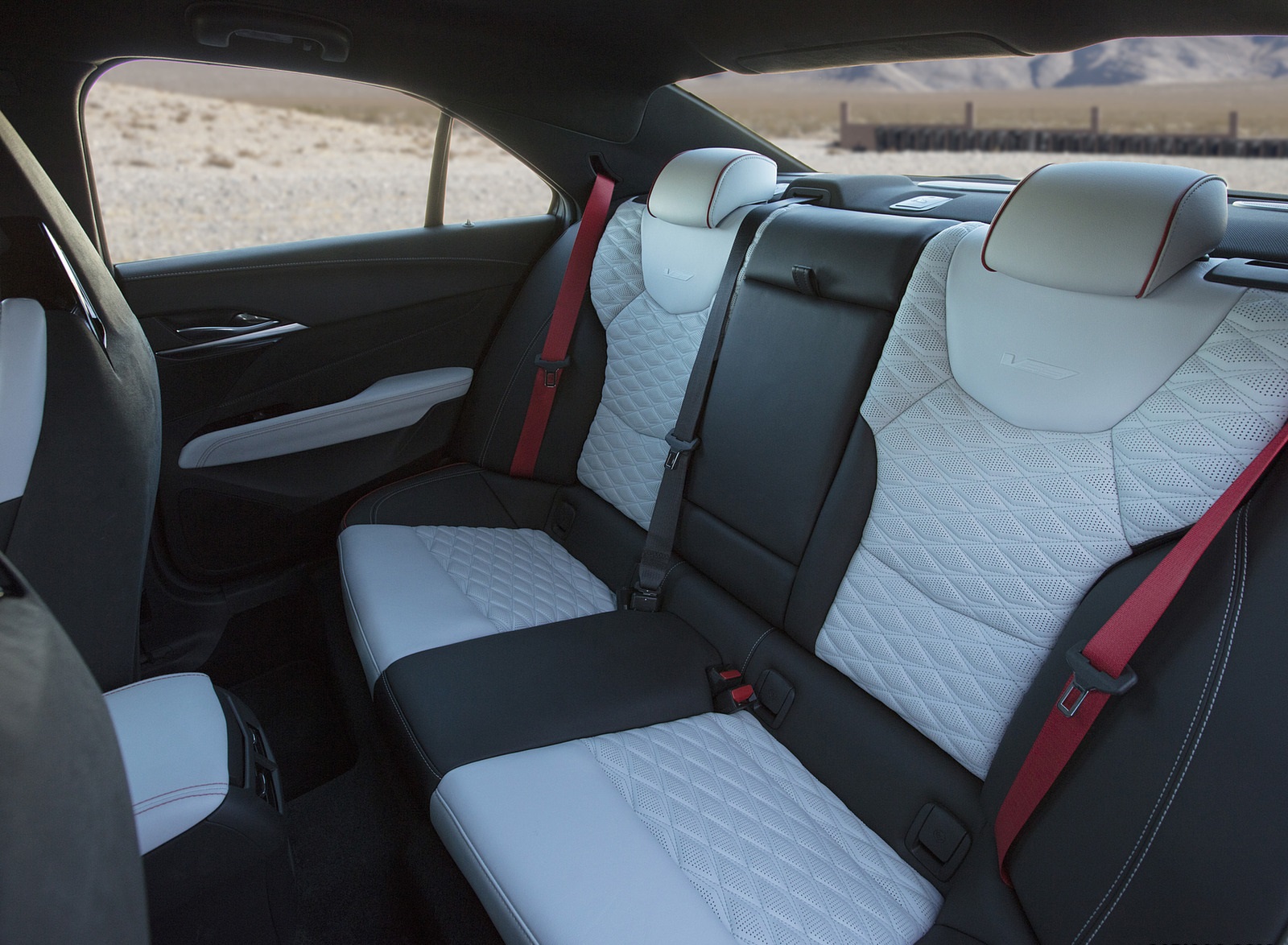 2022 Cadillac CT4-V Blackwing Interior Rear Seats Wallpapers #19 of 69