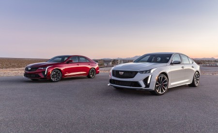 2022 Cadillac CT4-V Blackwing and CT5-V Blackwing Wallpapers 450x275 (4)
