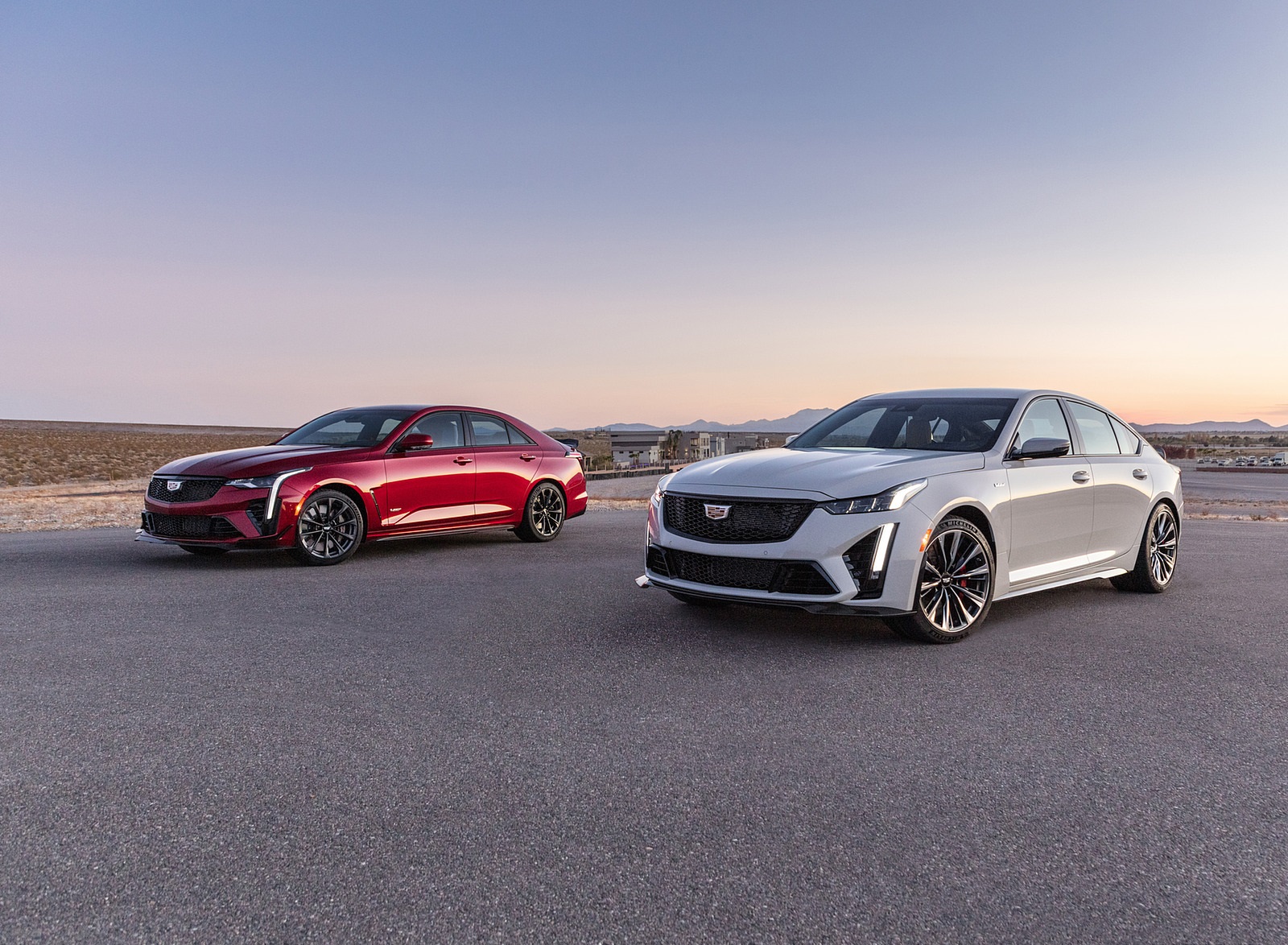 2022 Cadillac CT4-V Blackwing and CT5-V Blackwing Wallpapers (4)