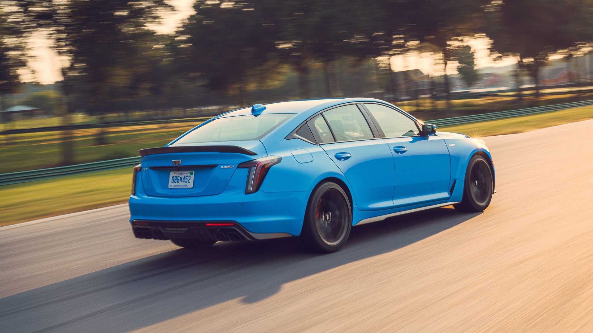 2022 Cadillac CT5-V Blackwing (Color: Electric Blue) Rear Three-Quarter Wallpapers #31 of 82