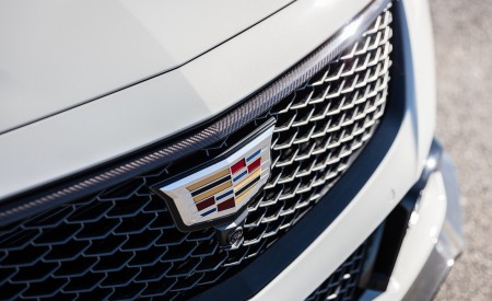 2022 Cadillac CT5-V Blackwing Grill Wallpapers 450x275 (74)