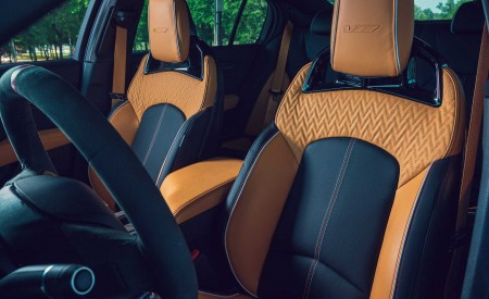 2022 Cadillac CT5-V Blackwing Interior Front Seats Wallpapers 450x275 (58)