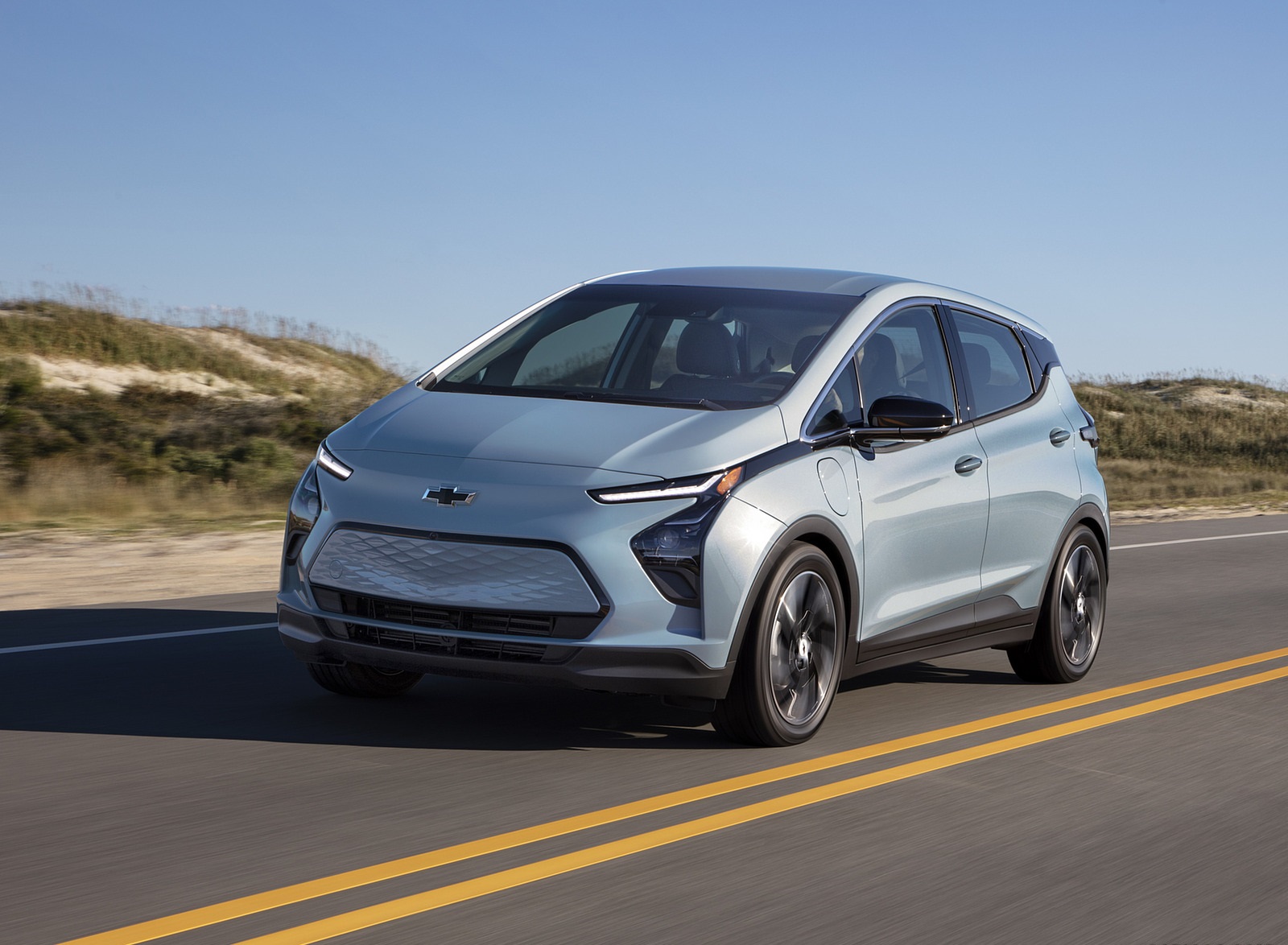 2022 Chevrolet Bolt EV Front Three-Quarter Wallpapers  (1). Download Wallpaper