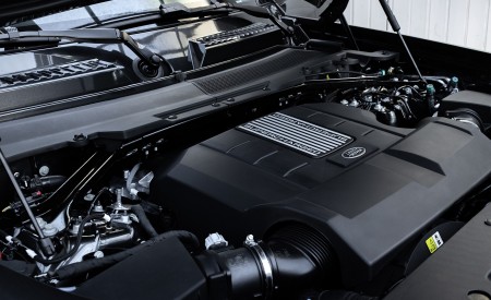 2022 Land Rover Defender V8 110 Engine Wallpapers 450x275 (28)