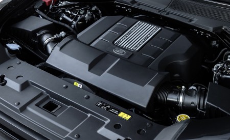2022 Land Rover Defender V8 110 Engine Wallpapers  450x275 (27)