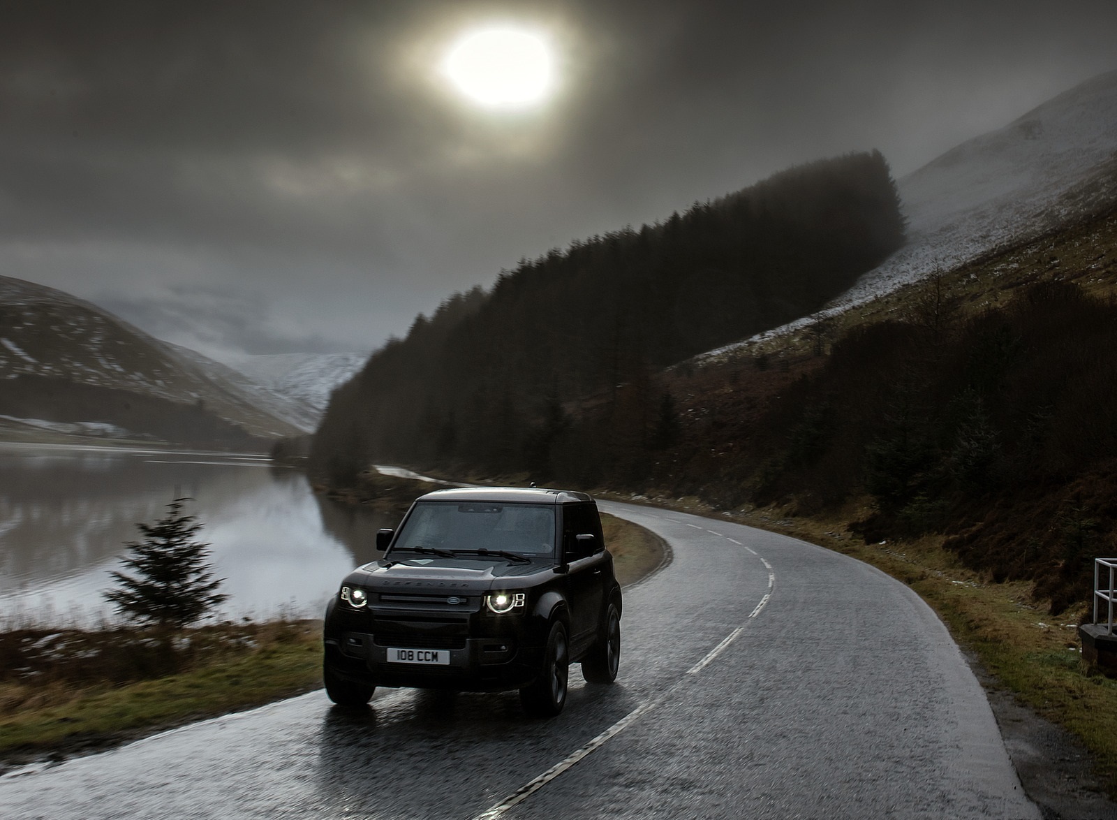 2022 Land Rover Defender V8 90 Front Wallpapers (9)