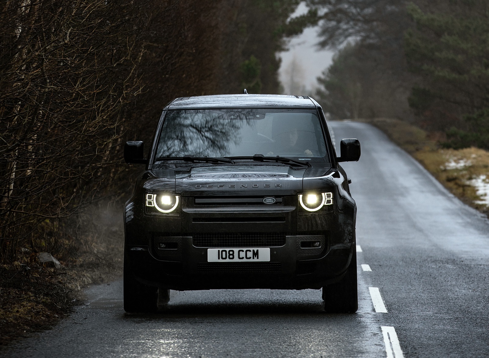 2022 Land Rover Defender V8 90 Front Wallpapers  (10)