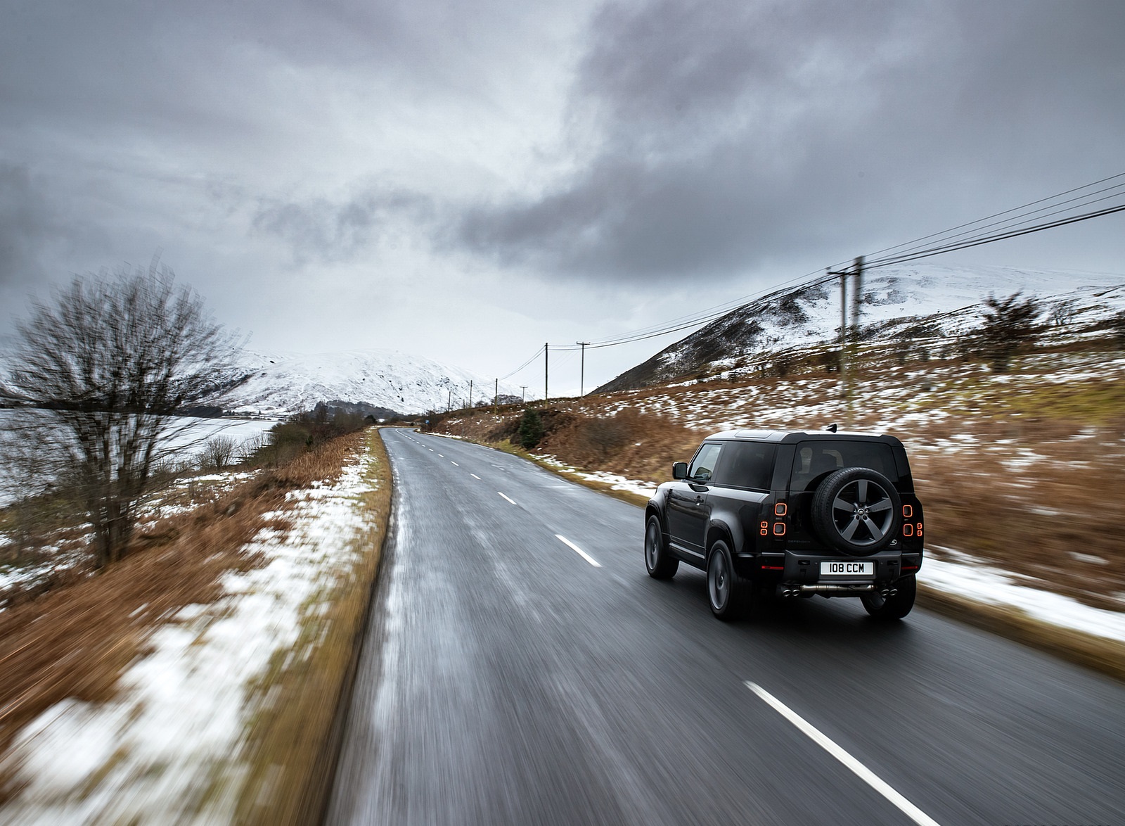 2022 Land Rover Defender V8 90 Rear Three-Quarter Wallpapers #4 of 39