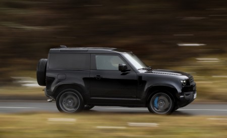2022 Land Rover Defender V8 90 Side Wallpapers 450x275 (19)