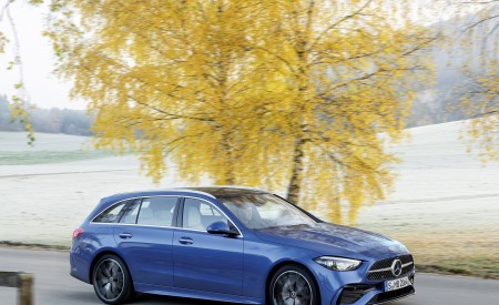 2022 Mercedes-Benz C-Class Wagon T-Model (Color: Spectral Blue) Front Three-Quarter Wallpapers 450x275 (7)