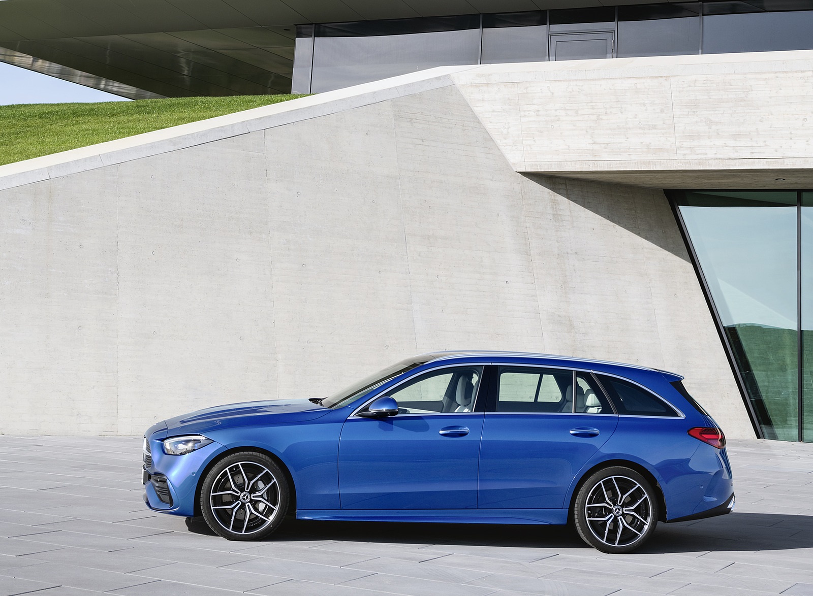 2022 Mercedes-Benz C-Class Wagon T-Model (Color: Spectral Blue) Side Wallpapers #29 of 50