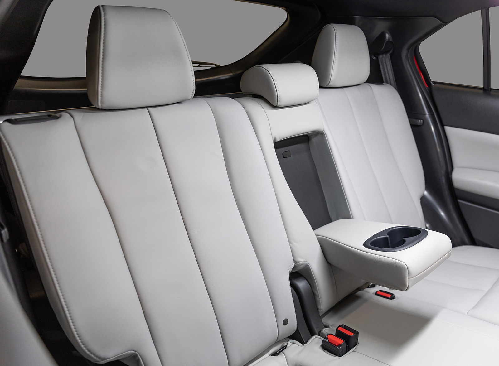2022 Mitsubishi Eclipse Cross Interior Rear Seats Wallpapers #38 of 40