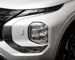 2022 Mitsubishi Outlander Headlight Wallpapers 150x120