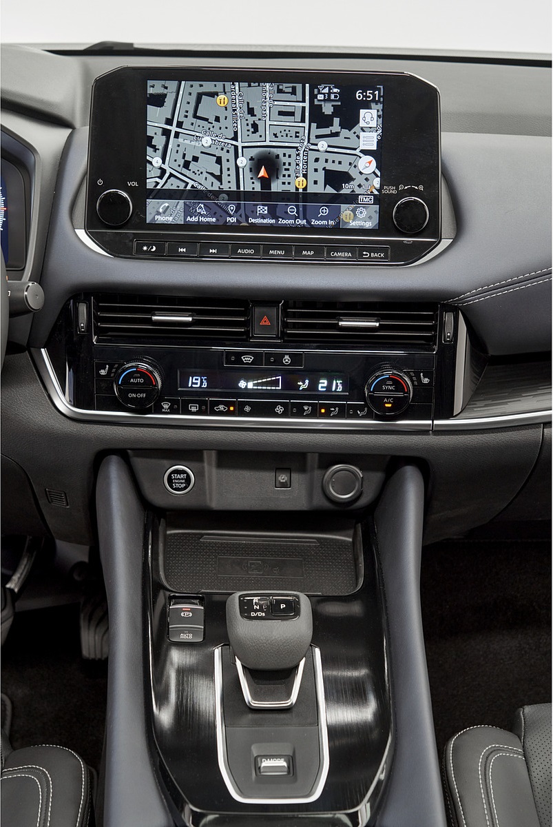 2022 Nissan Qashqai Central Console Wallpapers  #53 of 232