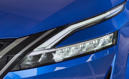 2022 Nissan Qashqai Headlight Wallpapers 450x275 (33)