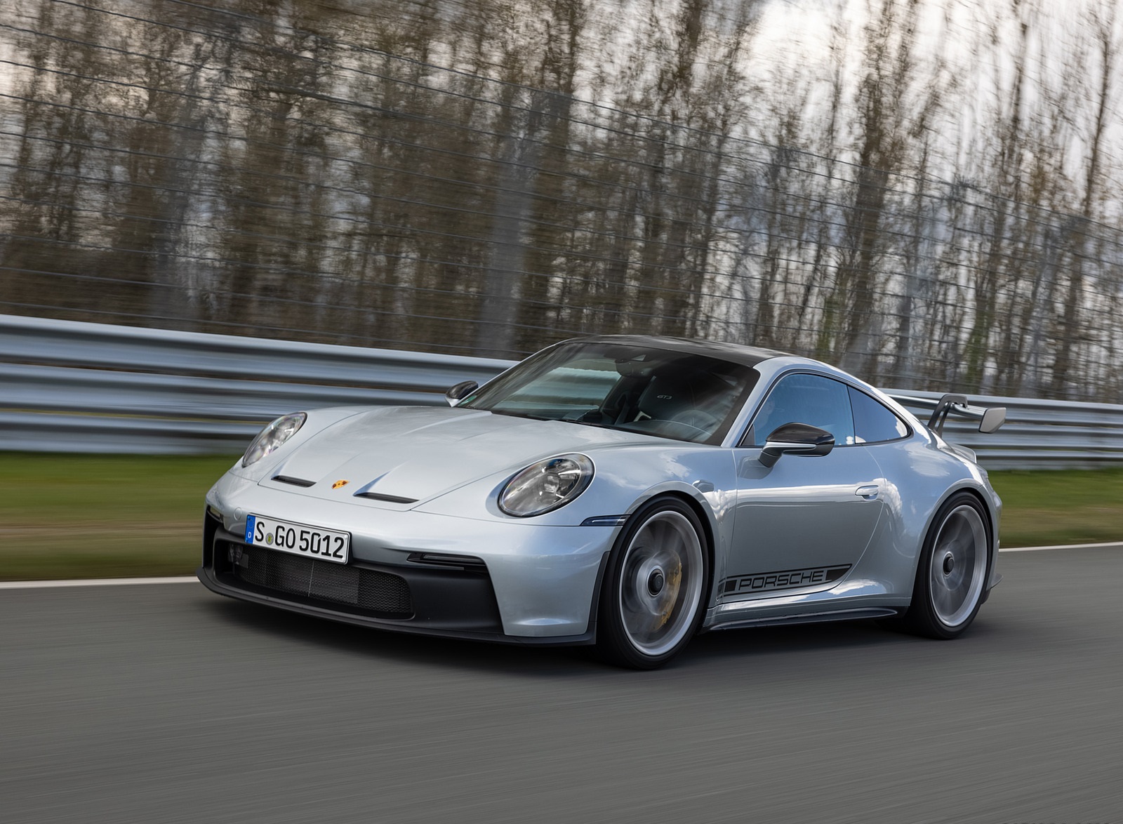 2022 Porsche 911 GT3 (Color: Dolomite Silver Metallic) Front Three-Quarter Wallpapers #206 of 247