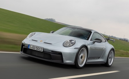 2022 Porsche 911 GT3 (Color: Dolomite Silver Metallic) Front Three-Quarter Wallpapers 450x275 (196)