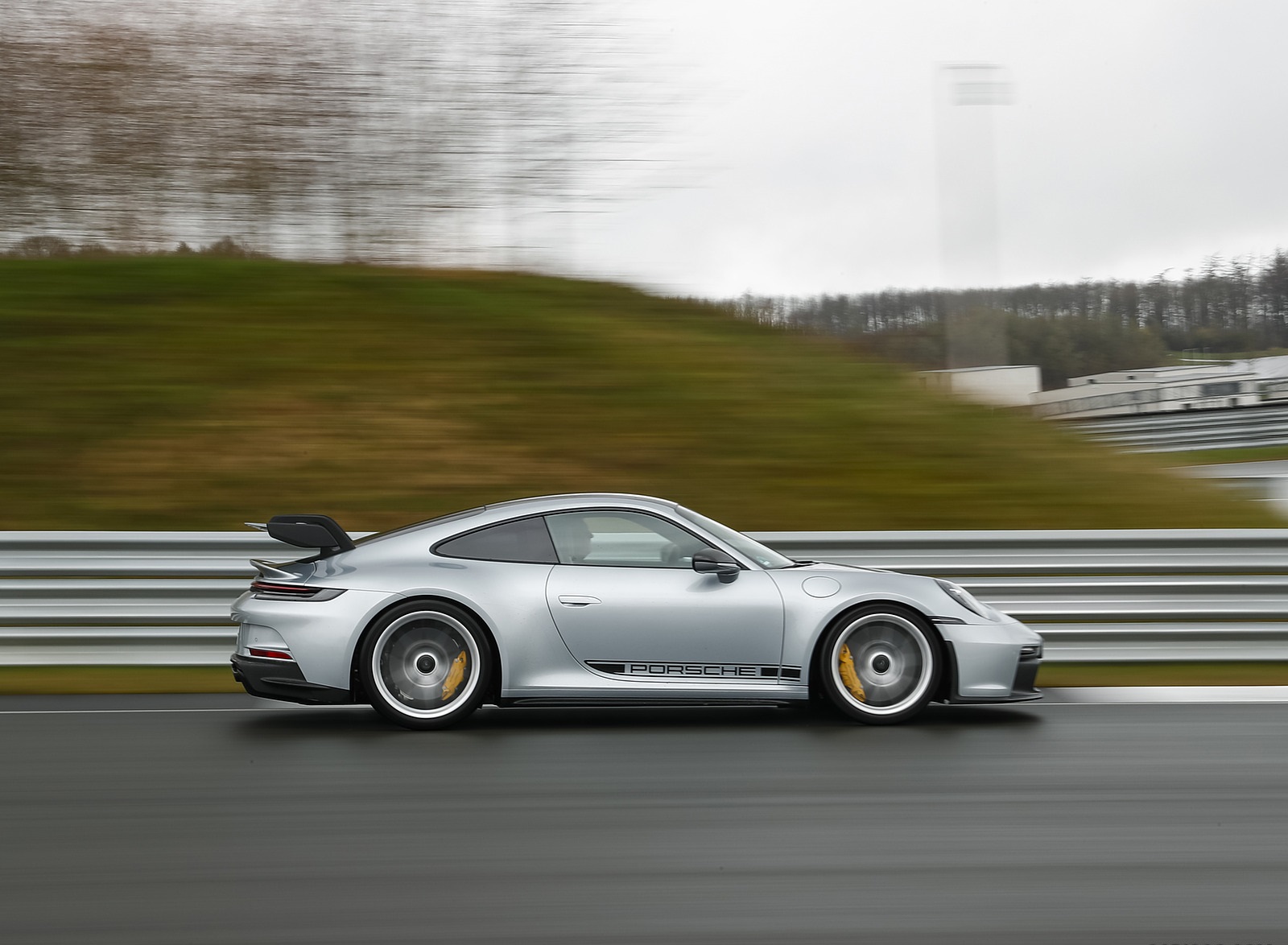 2022 Porsche 911 GT3 (Color: Dolomite Silver Metallic) Side Wallpapers #193 of 247