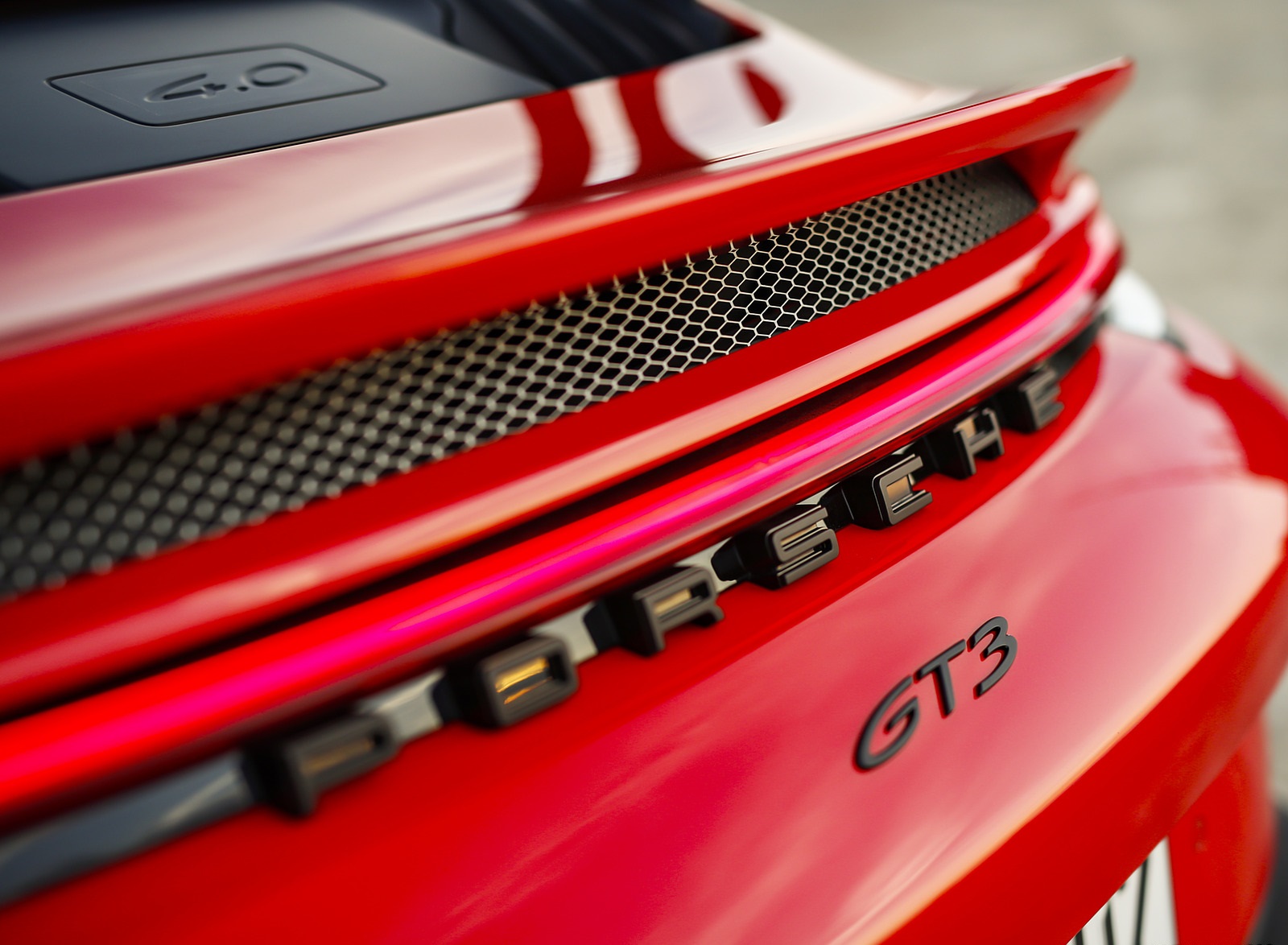 2022 Porsche 911 GT3 (Color: Guards Red) Badge Wallpapers #69 of 247