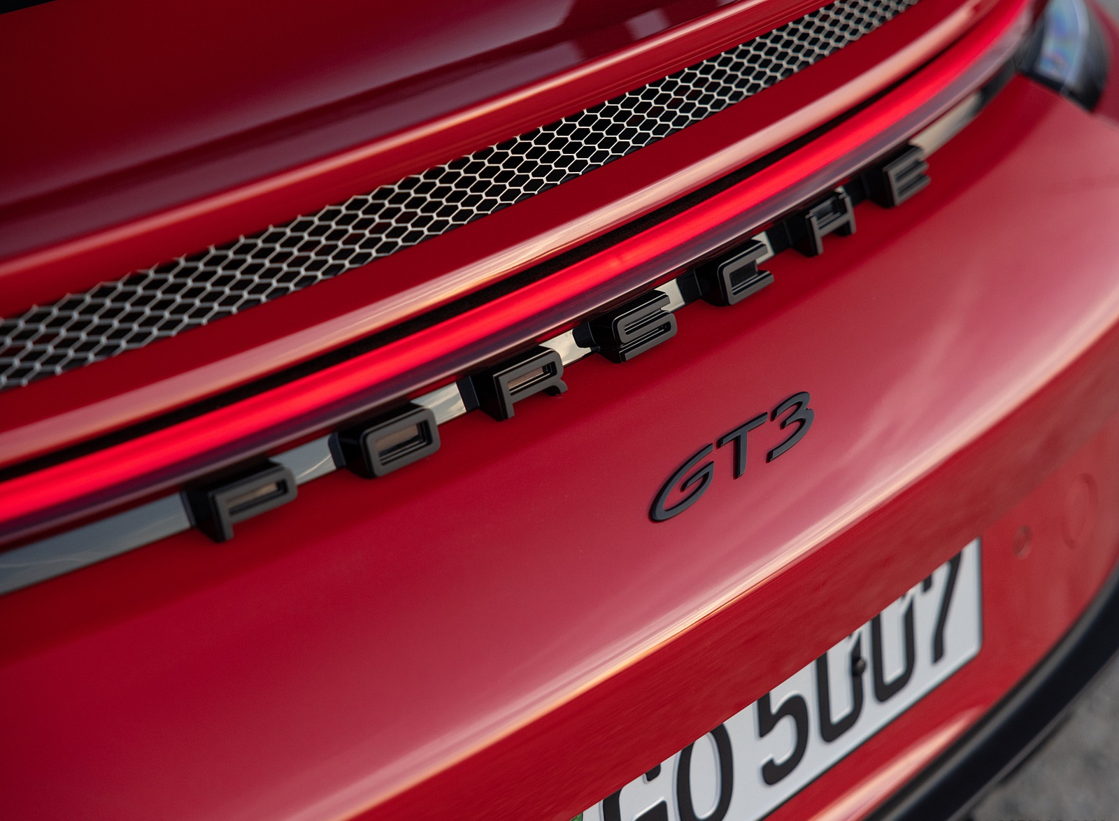 2022 Porsche 911 GT3 (Color: Guards Red) Badge Wallpapers  #68 of 247