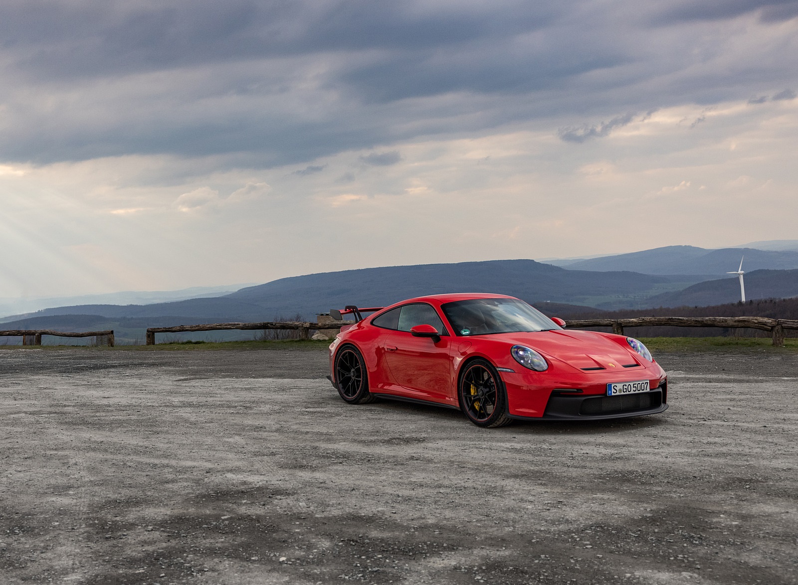 2022 Porsche 911 GT3 (Color: Guards Red) Front Three-Quarter Wallpapers #32 of 247