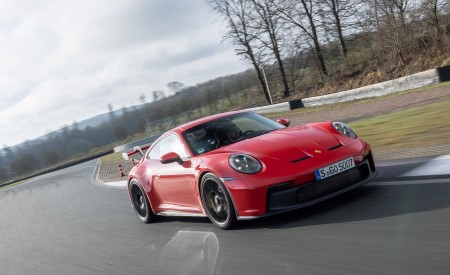 2022 Porsche 911 GT3 (Color: Guards Red) Front Three-Quarter Wallpapers 450x275 (12)