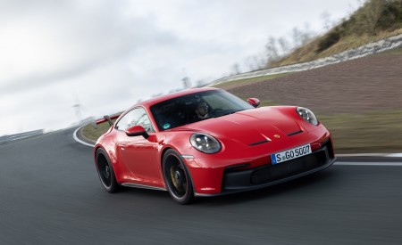 2022 Porsche 911 GT3 (Color: Guards Red) Front Three-Quarter Wallpapers 450x275 (14)