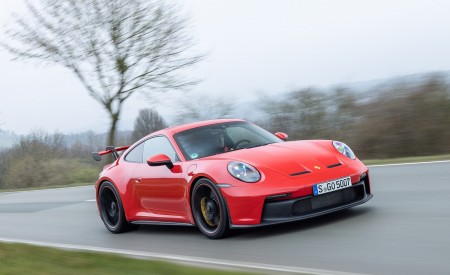 2022 Porsche 911 GT3 (Color: Guards Red) Front Three-Quarter Wallpapers 450x275 (16)