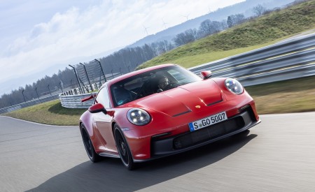 2022 Porsche 911 GT3 (Color: Guards Red) Front Wallpapers 450x275 (27)