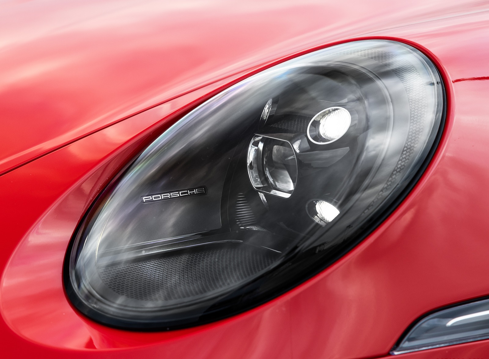 2022 Porsche 911 GT3 (Color: Guards Red) Headlight Wallpapers #52 of 247