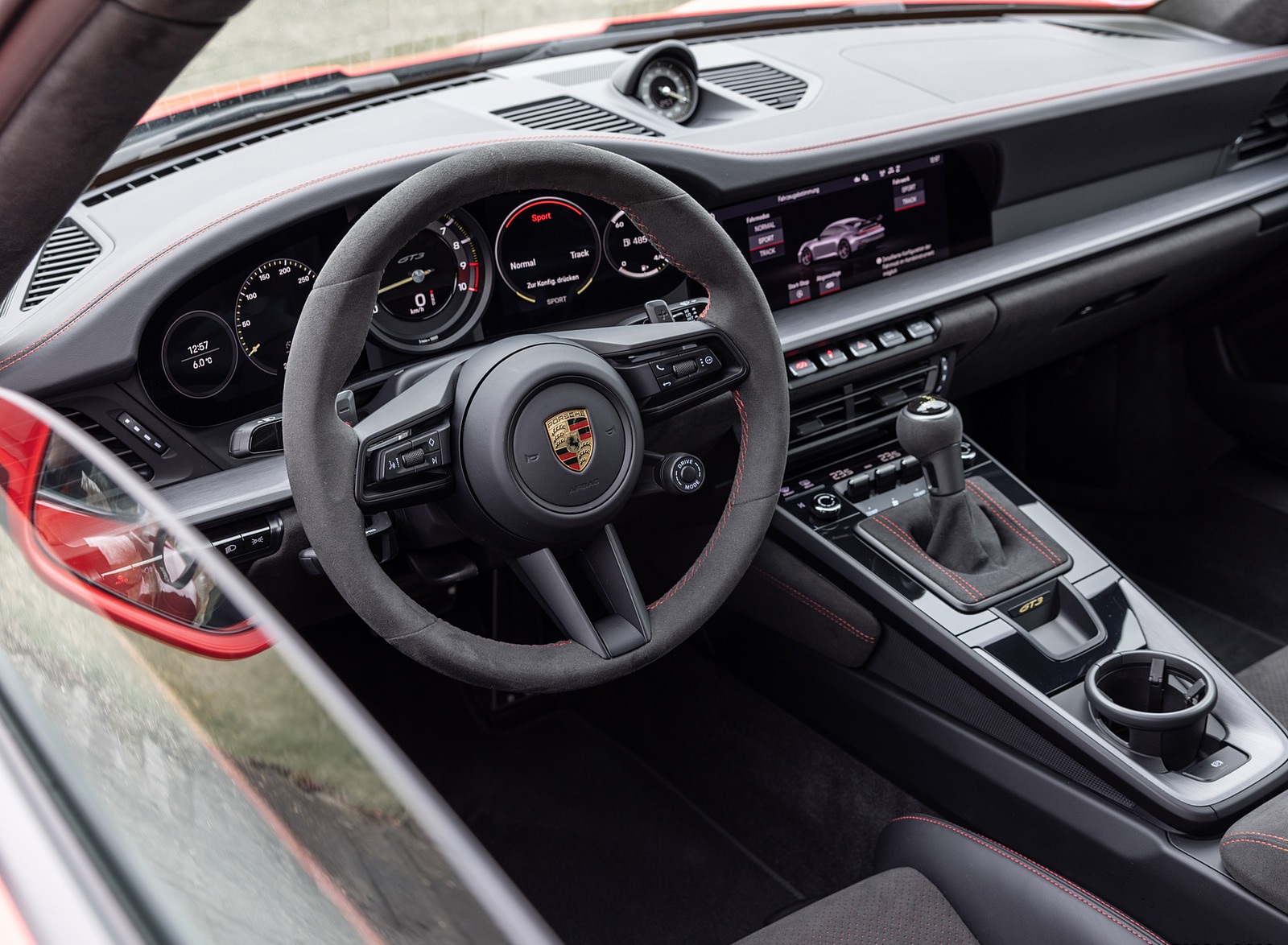 2022 Porsche 911 GT3 (Color: Guards Red) Interior Wallpapers #77 of 247