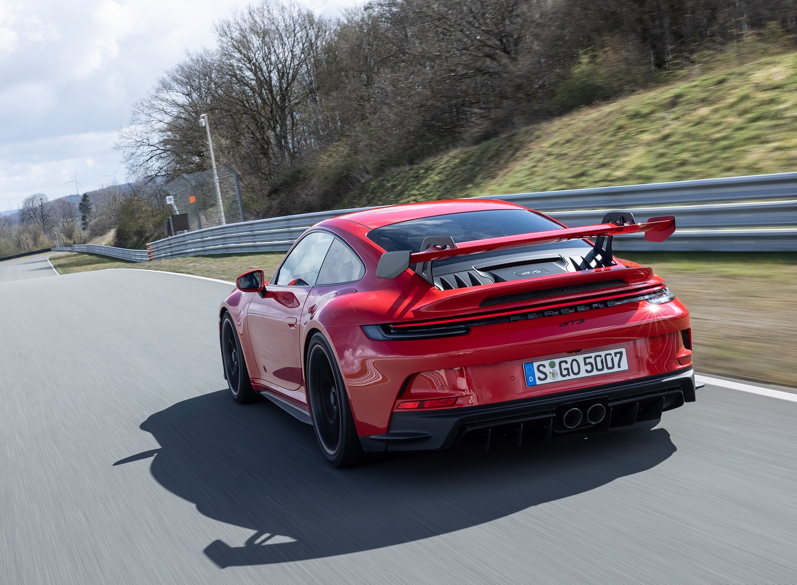 2022 Porsche 911 GT3 (Color: Guards Red) Rear Three-Quarter Wallpapers (7)