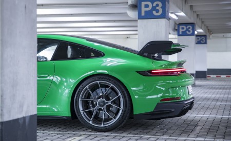 2022 Porsche 911 GT3 (Color: Python Green) Detail Wallpapers 450x275 (180)
