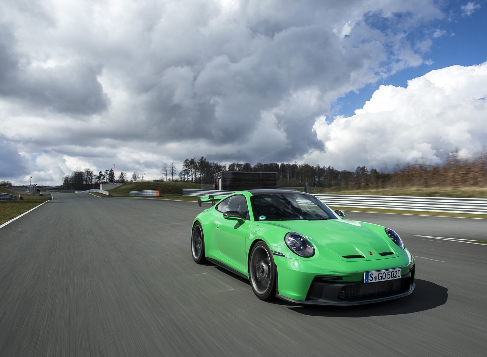 2022 Porsche 911 GT3 (Color: Python Green) Front Three-Quarter Wallpapers #167 of 247