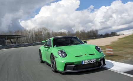 2022 Porsche 911 GT3 (Color: Python Green) Front Three-Quarter Wallpapers 450x275 (169)