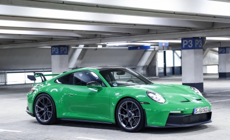 2022 Porsche 911 GT3 (Color: Python Green) Front Three-Quarter Wallpapers 450x275 (173)