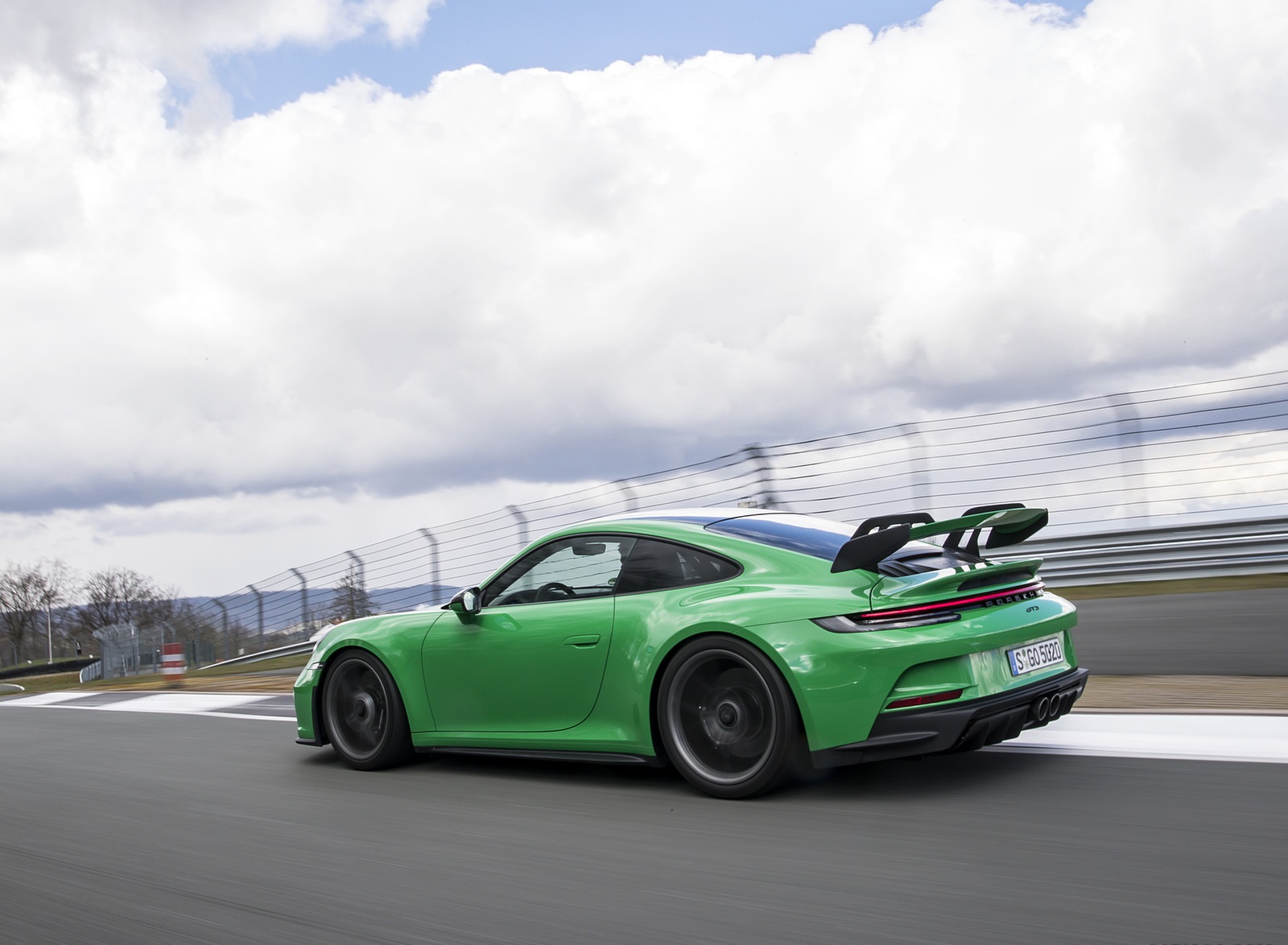 2022 Porsche 911 GT3 (Color: Python Green) Rear Three-Quarter Wallpapers #172 of 247