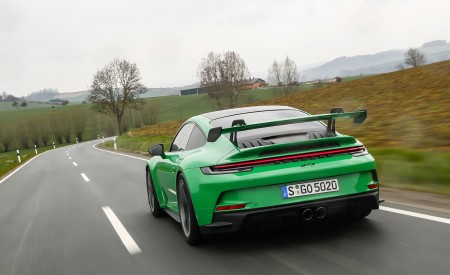 2022 Porsche 911 GT3 (Color: Python Green) Rear Wallpapers 450x275 (165)