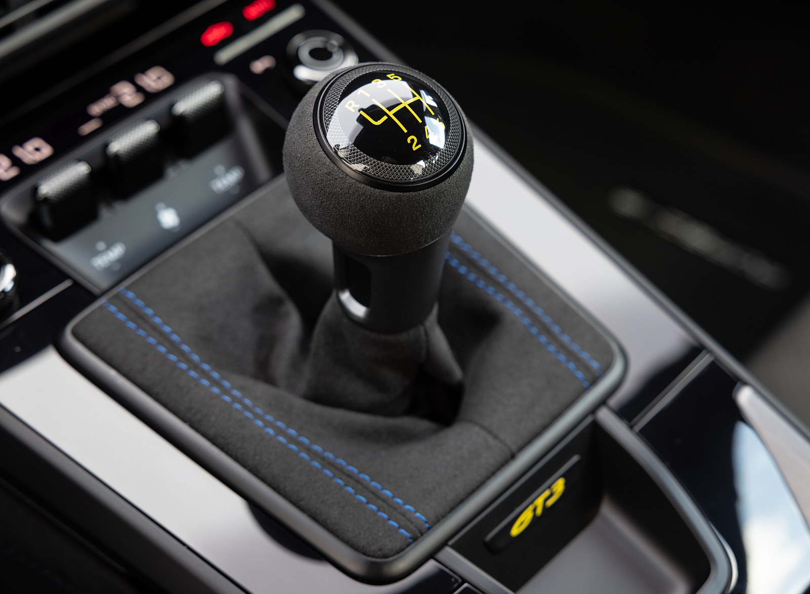 2022 Porsche 911 GT3 (MT) Central Console Wallpapers #142 of 247