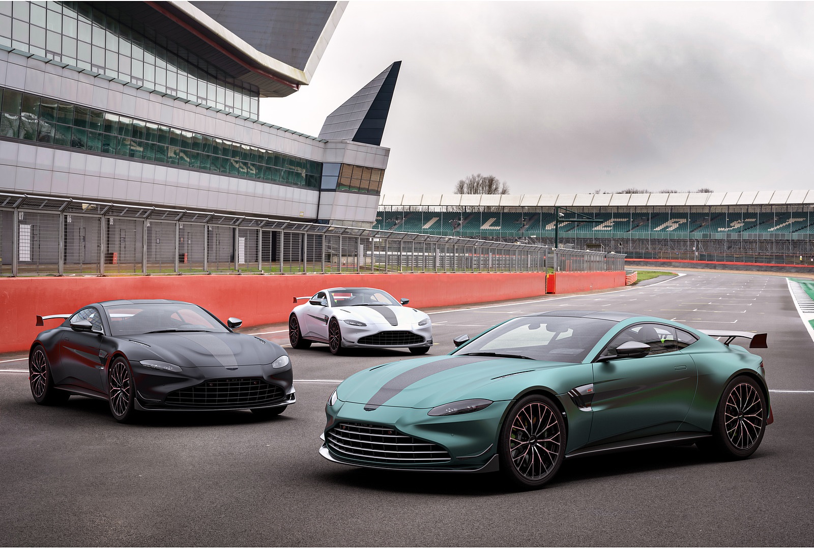 2021 Aston Martin Vantage F1 Edition Wallpapers  #5 of 11