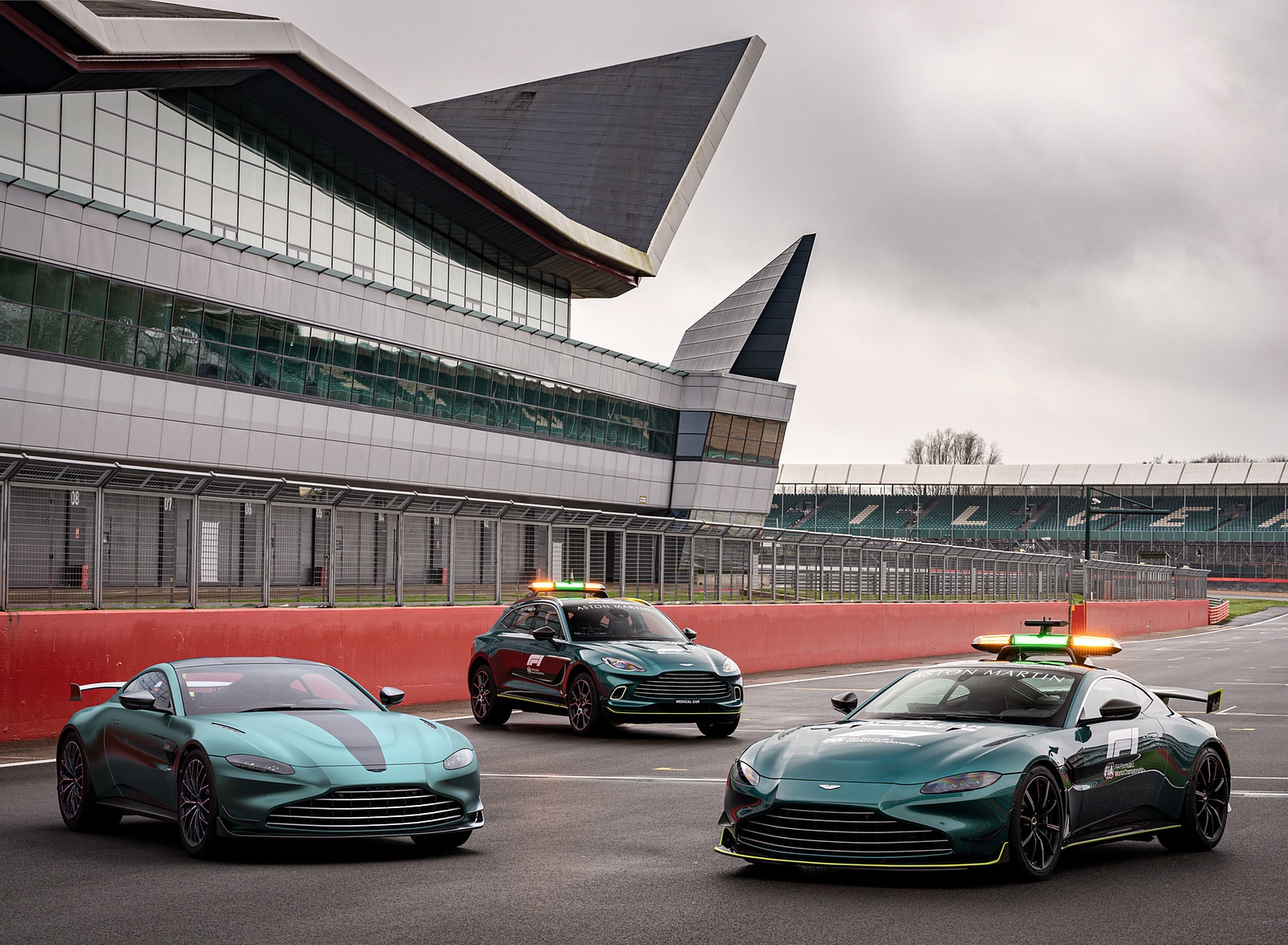 2021 Aston Martin Vantage F1 Edition Wallpapers #4 of 11