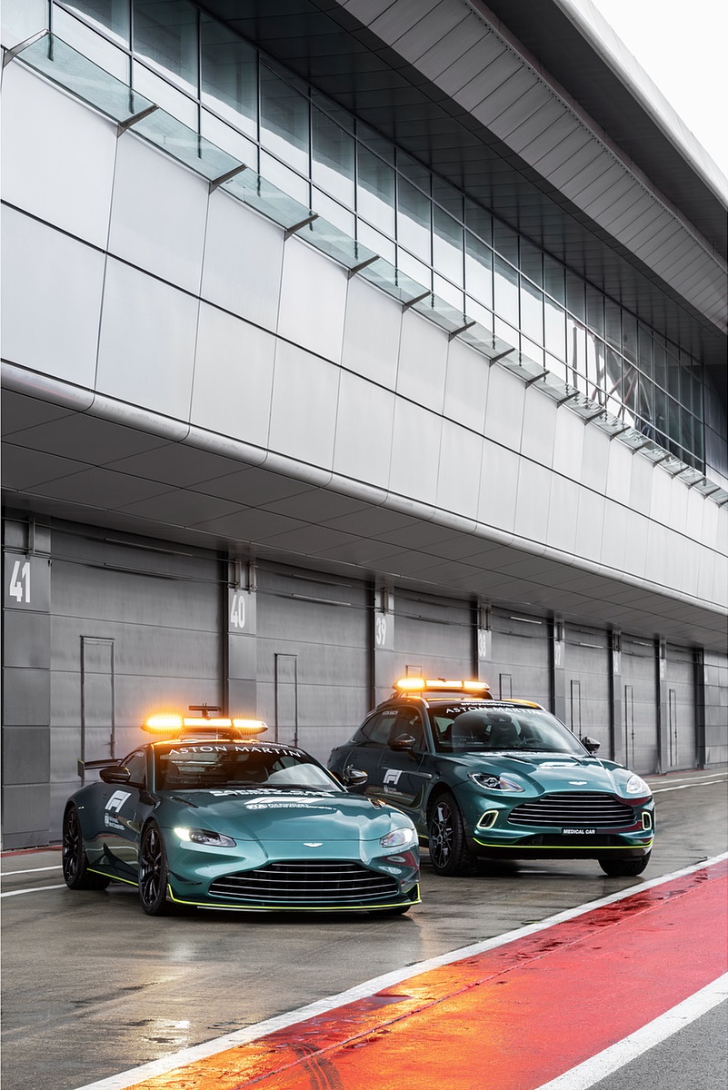 2021 Aston Martin Vantage Formula 1 Safety Car Wallpapers (10)