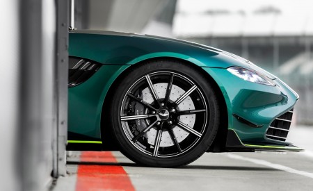2021 Aston Martin Vantage Formula 1 Safety Car Wheel Wallpapers 450x275 (19)