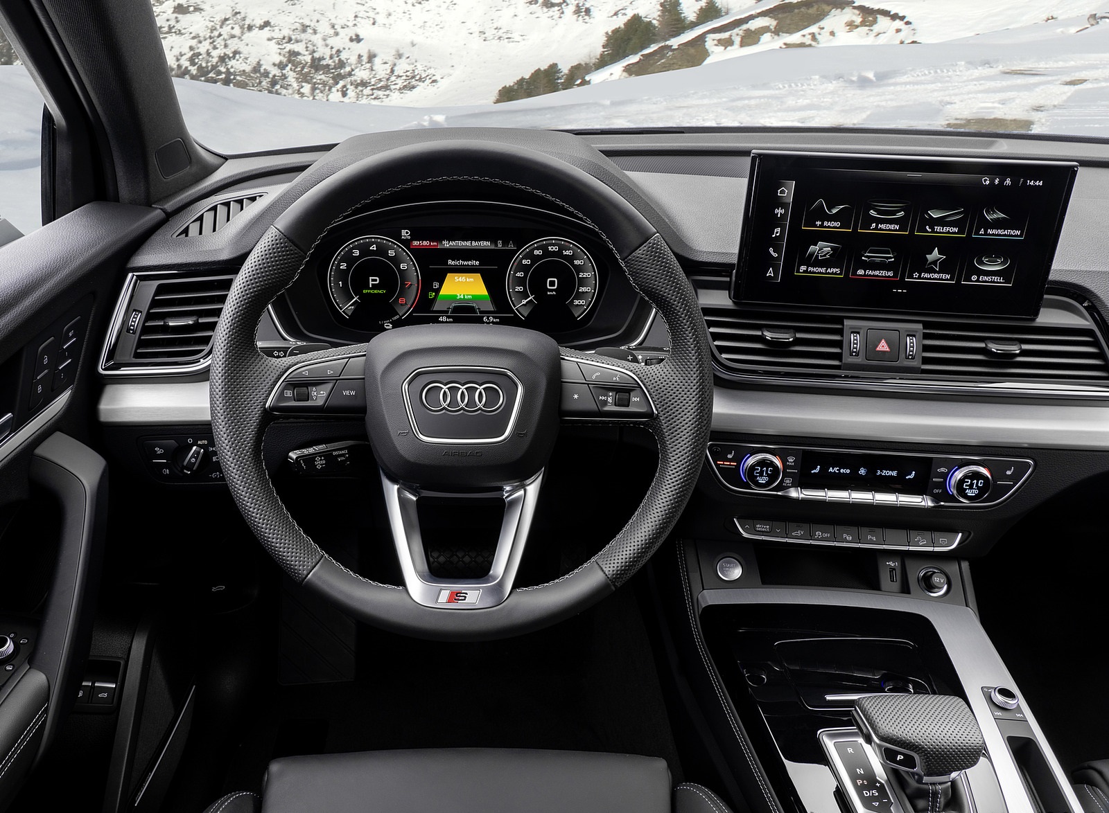 2021 Audi Q5 Sportback TFSI e Interior Wallpapers #11 of 11
