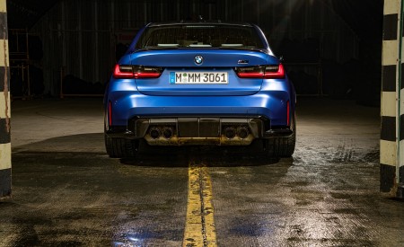 2021 BMW M3 Sedan Competition (Color: Frozen Portimao Blue Metallic) Rear Wallpapers 450x275 (84)
