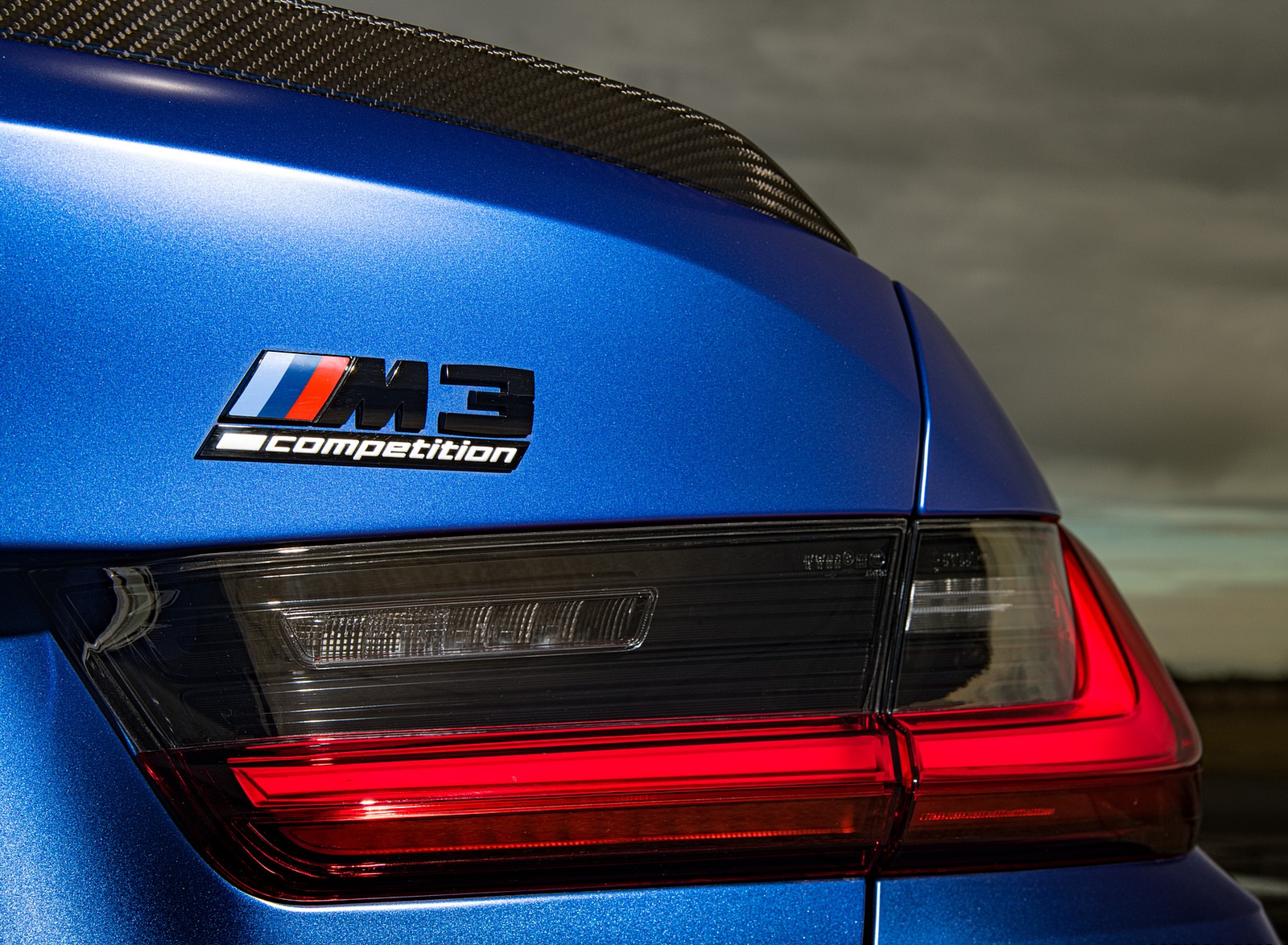 2021 BMW M3 Sedan Competition (Color: Frozen Portimao Blue Metallic) Tail Light Wallpapers #90 of 268